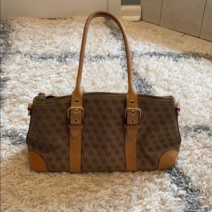 Dooney & Bourke purse